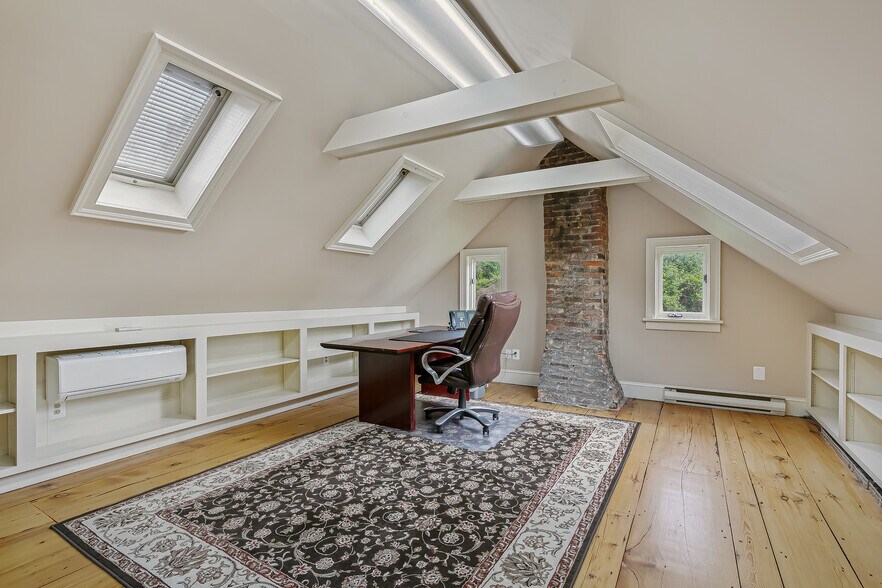 More Photos Of 97 Grayrock Rd, Clinton Township Office For Lease
