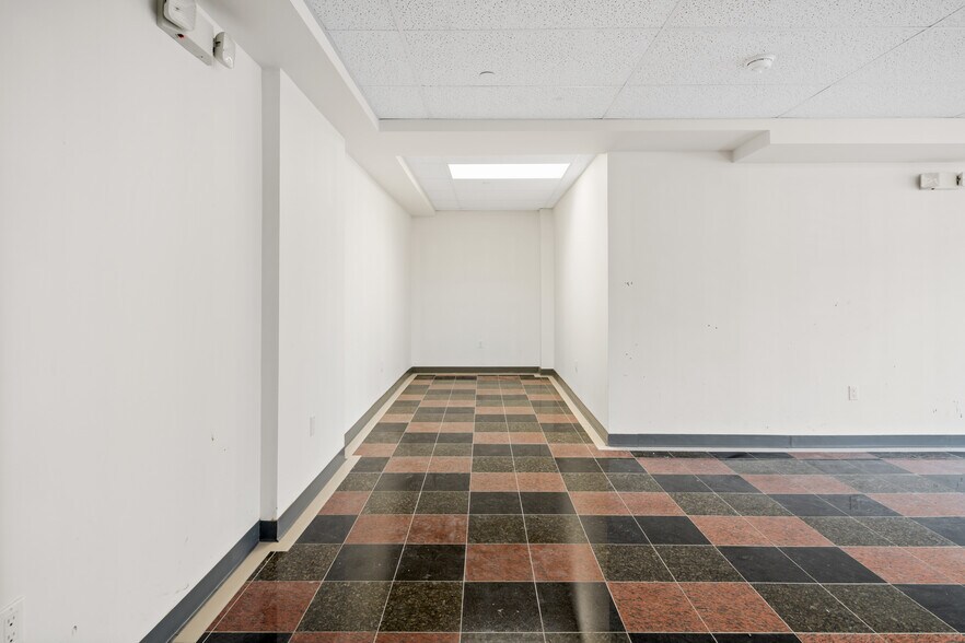 More Photos Of 136-41 41st Ave, Flushing Medical For Sale