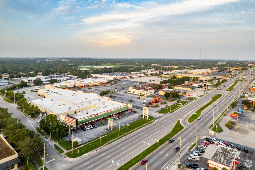 More Photos Of 5132-5250 W Colonial Dr, Orlando Unknown For Lease