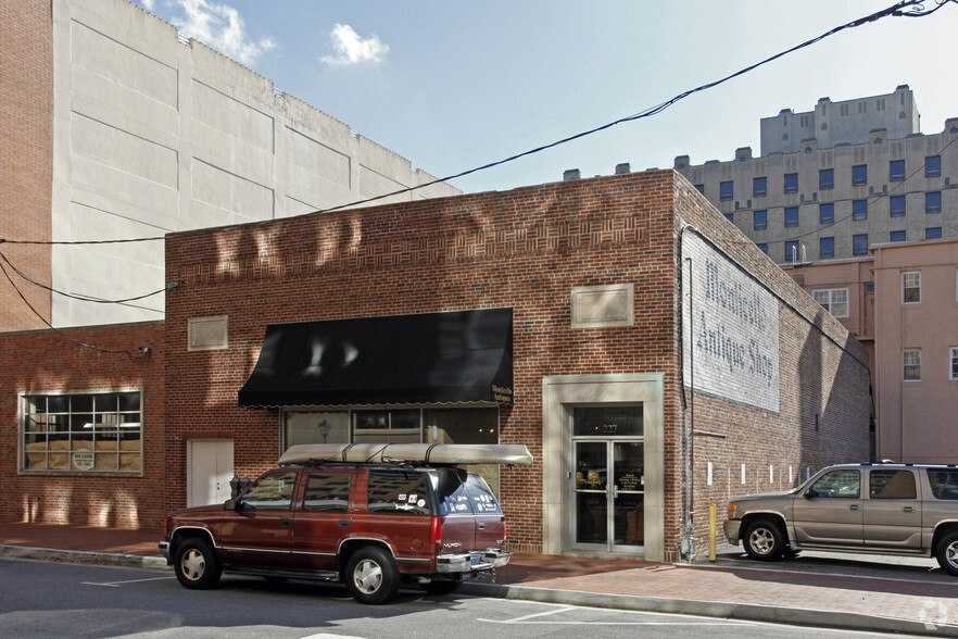 Primary Photo Of 227 W York St, Norfolk Storefront For Lease