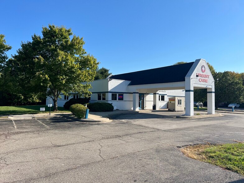 More Photos Of 872 Ohio Pike, Cincinnati Medical For Sale