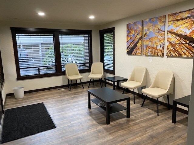 More Photos Of 30300 SW Parkway Ave, Wilsonville Medical For Lease