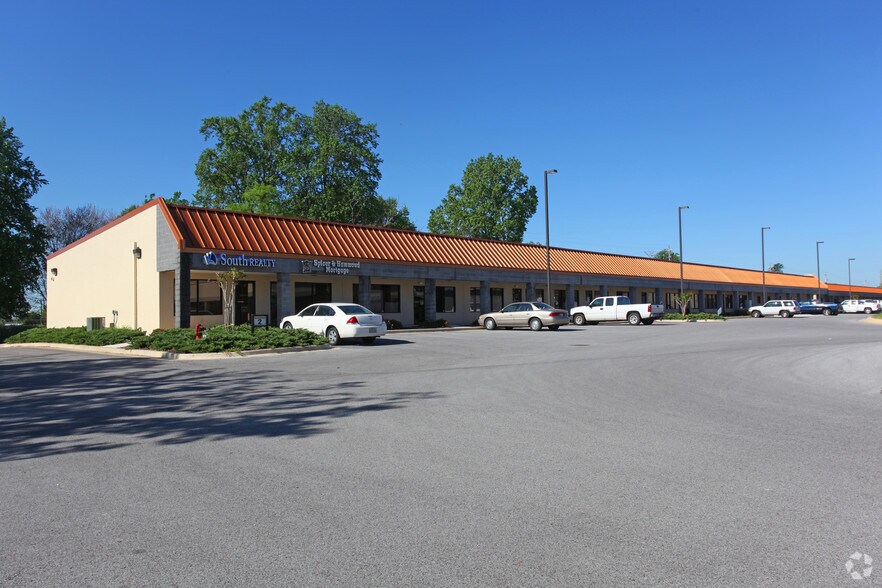 More Photos Of 2315 Bob Wallace Ave SW, Huntsville Unknown For Lease