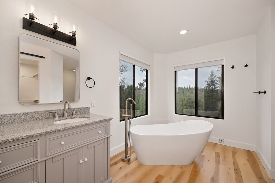 More Photos Of 1420 Robbers Ravine Rd, Colfax Multifamily For Sale