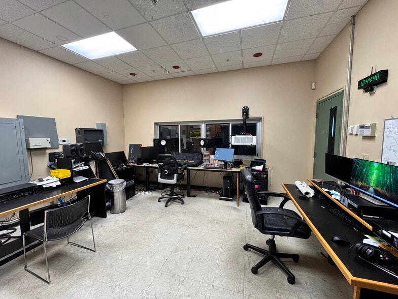 More Photos Of 339 Central Ave, Albany Theater Concert Hall For Sale