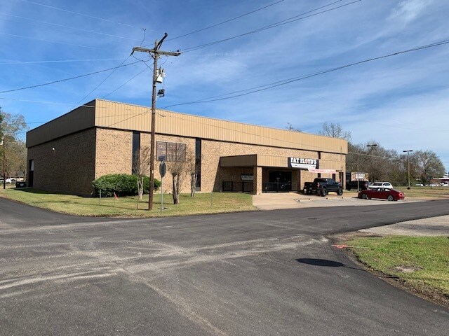 More Photos Of 510 River St, Cleveland Schools For Sale