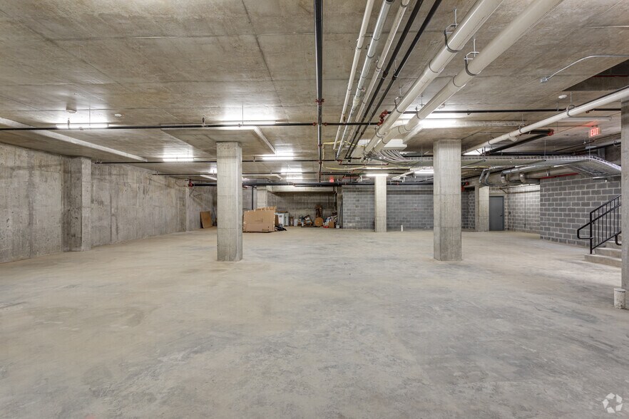 More Photos Of 650 H St NE, Washington Office For Lease