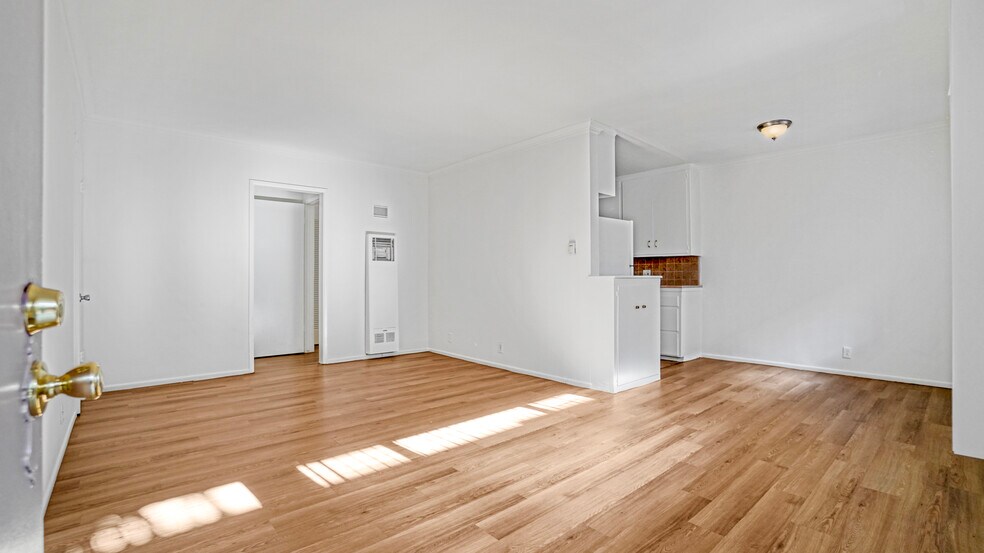 More Photos Of 3310 Keystone Ave, Los Angeles Apartments For Sale