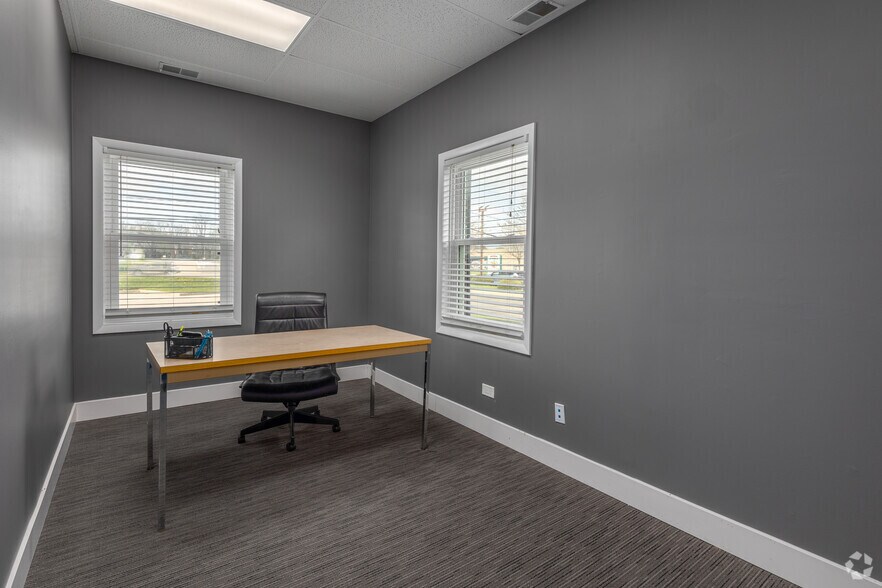 More Photos Of 1 American Way, Elgin Medical For Sale