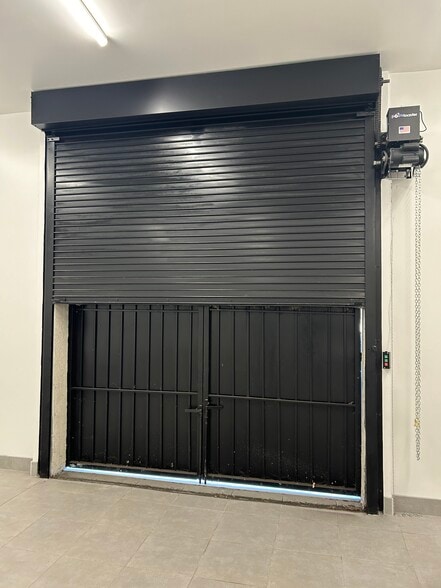 More Photos Of 1496 Harbor Ave, Long Beach Warehouse For Sale