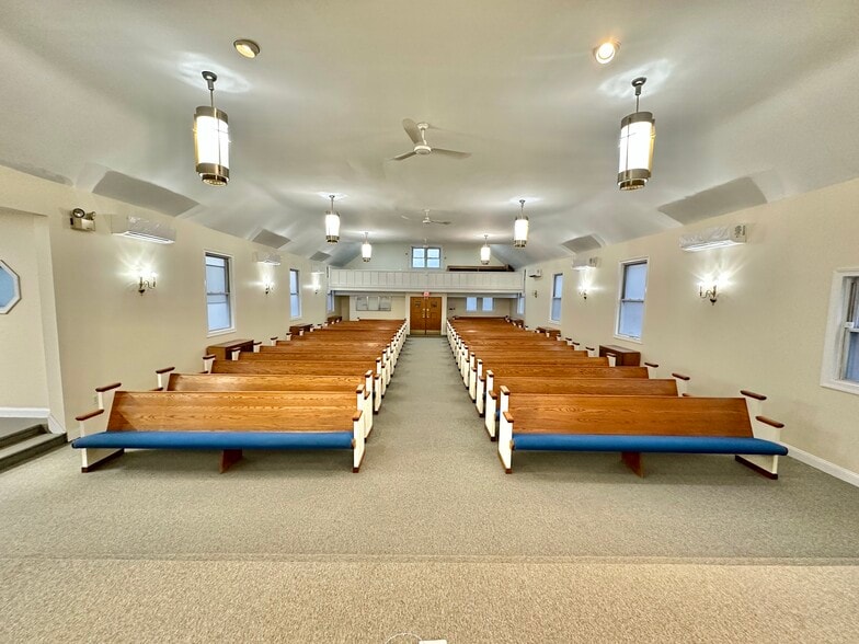 More Photos Of 346 Denison St, Baltimore Religious Facility For Sale