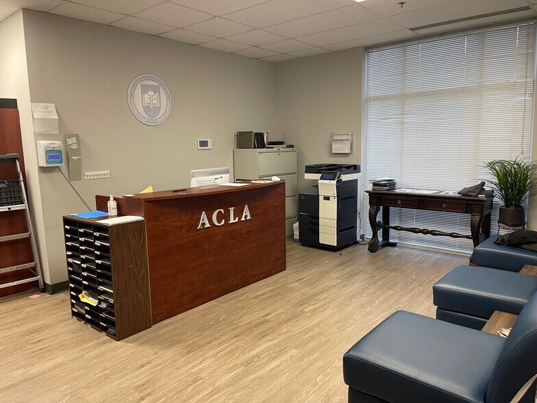 More Photos Of 50101 Governors Dr, Chapel Hill Office For Lease