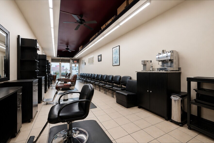More Photos Of 1406 Forest Ave, Staten Island Storefront For Sale