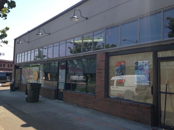 More Photos Of 6400-6420 SE Foster Rd, Portland Storefront For Lease