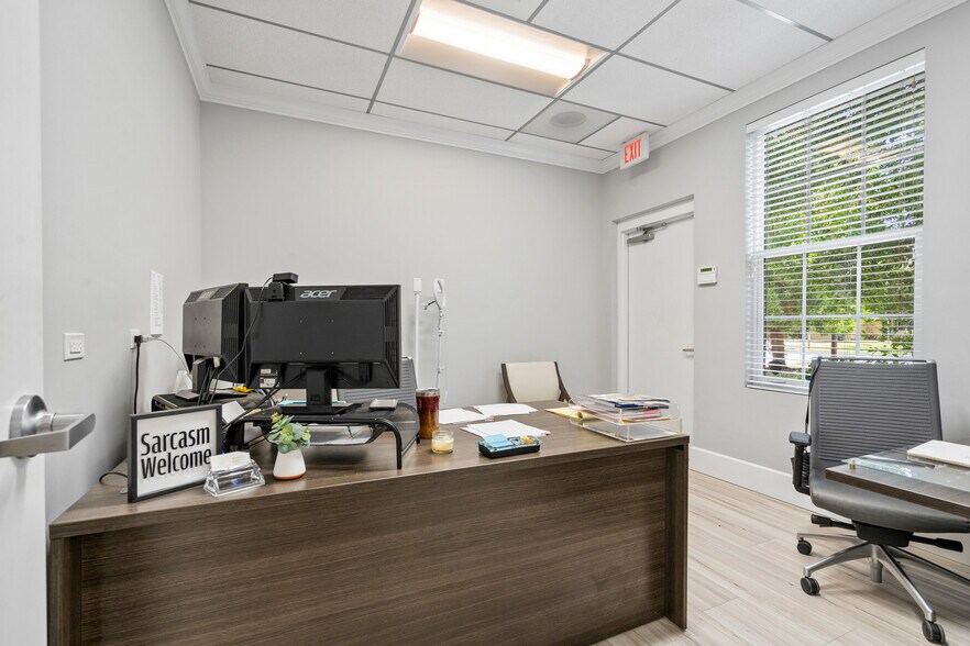 More Photos Of 2651 20th St, Vero Beach Medical For Sale