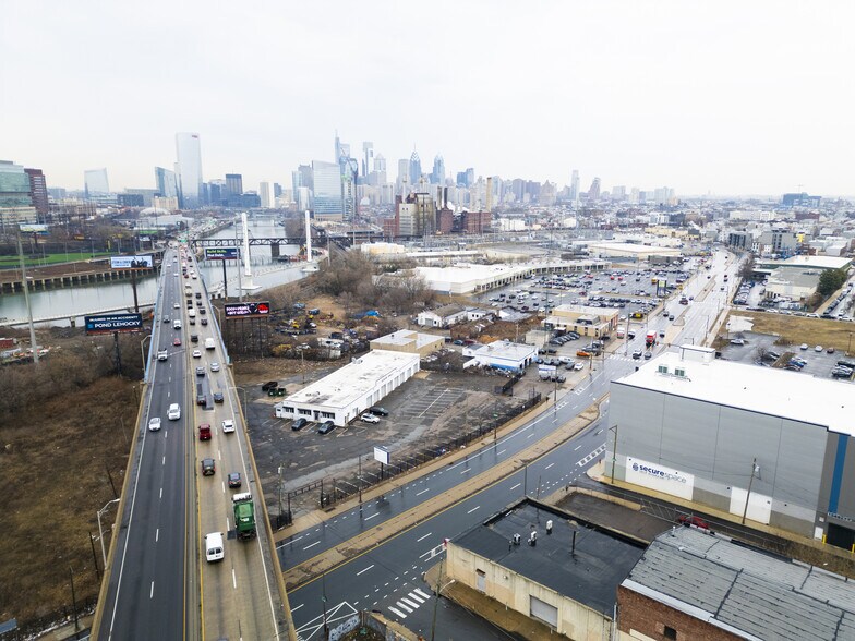 More Photos Of 3111 Grays Ferry Ave, Philadelphia Service For Sale