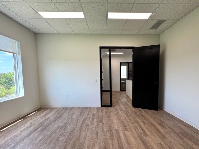 More Photos Of 142 SW 134th St, Oklahoma City Office For Lease