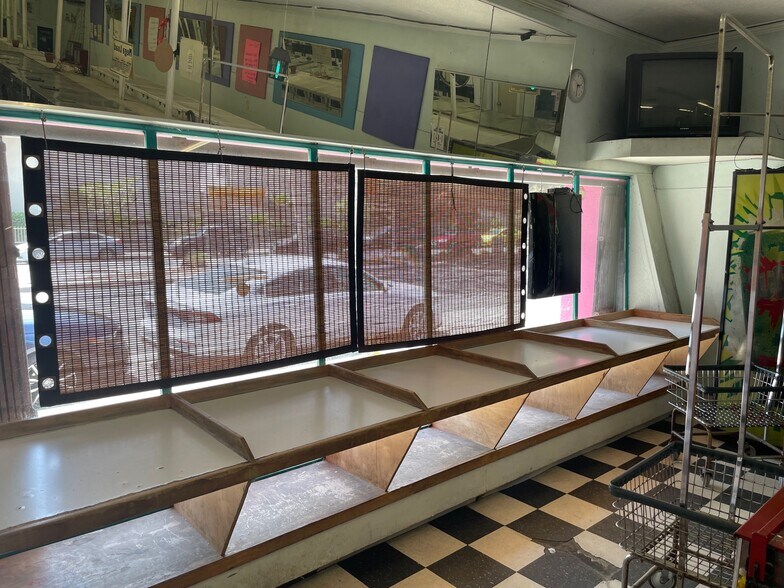 More Photos Of 3338 Santa Fe Ave, Long Beach General Retail For Sale