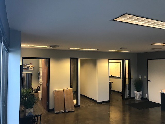 More Photos Of 3700 N Industry Ave, Lakewood Research And Development For Lease