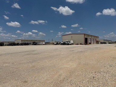 More Photos Of 4792 CR 430, Pleasanton Warehouse For Sale