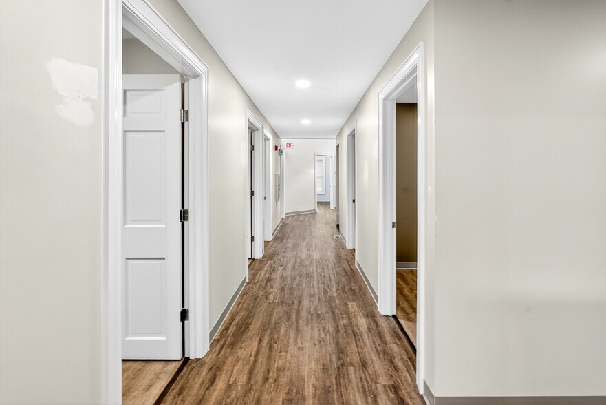 More Photos Of 93 Pond St, Sharon Medical For Sale