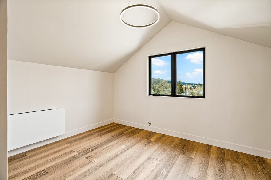 More Photos Of 421 Chestnut St, Buena Vista Apartments For Sale