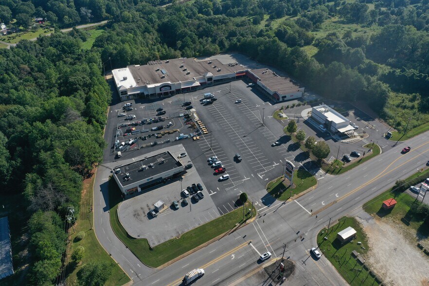 More Photos Of 2710a Gentry Memorial Hwy, Pickens Unknown For Lease