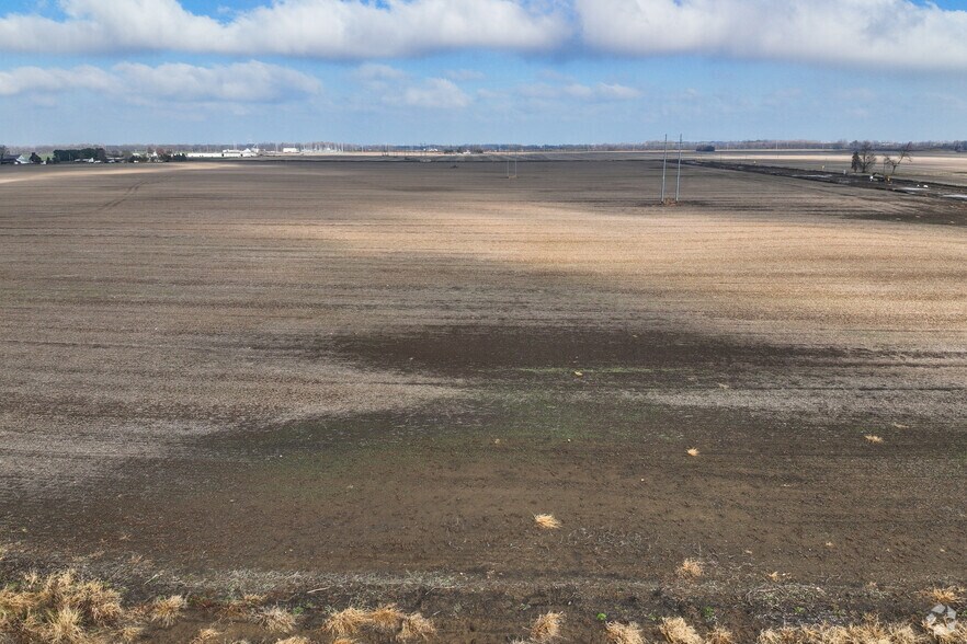 More Photos Of Rickenbacker South, Lockbourne Land For Sale