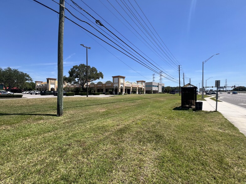 More Photos Of 13505 Icot Blvd, Clearwater Unknown For Lease