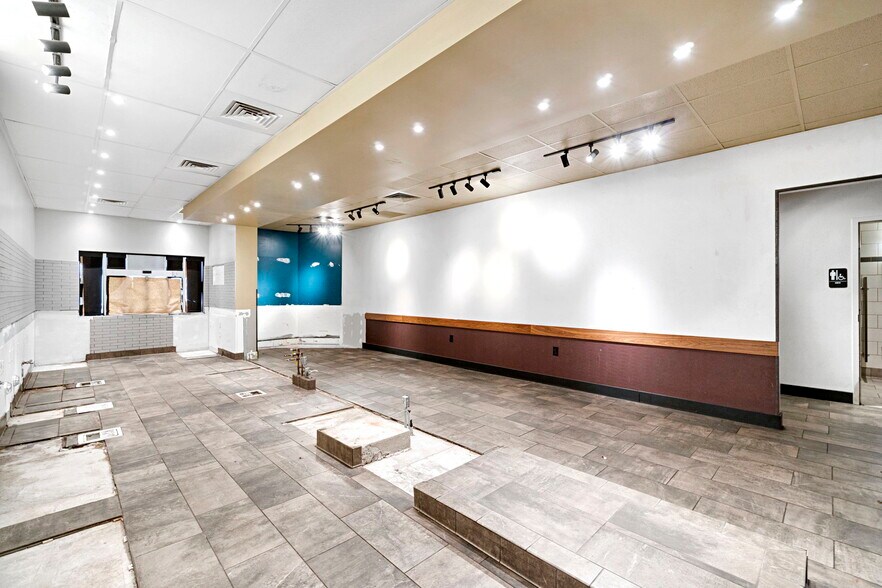 More Photos Of 33300 Bernard Dr, Kettleman City Freestanding For Lease