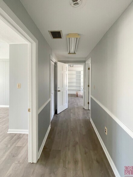 More Photos Of 107 Main St, Hebron Medical For Sale