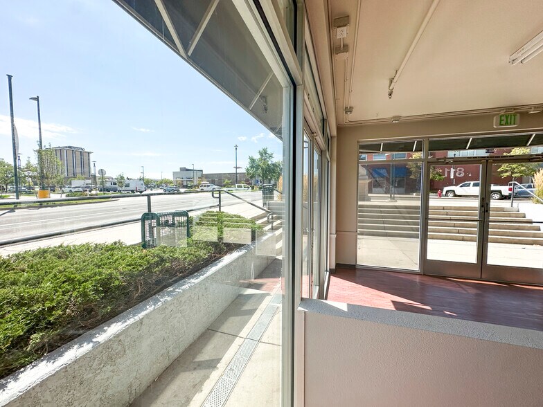 More Photos Of 801-901 Englewood Pky, Englewood Apartments For Lease