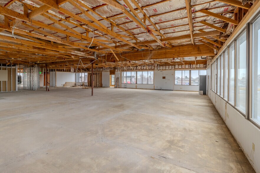 More Photos Of 2810 W Clearwater Rd, Kennewick Office For Sale