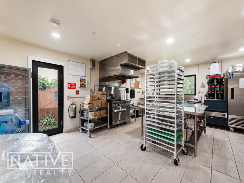 More Photos Of 3305 SE 5th St, Pompano Beach Assisted Living For Sale