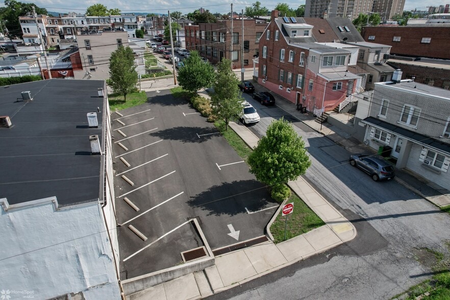 More Photos Of 1226-1232 W Green St, Allentown Flex For Lease