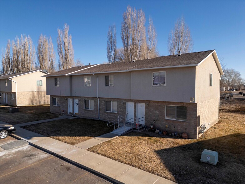 More Photos Of 275-360 S 300 E, Roosevelt Apartments For Sale