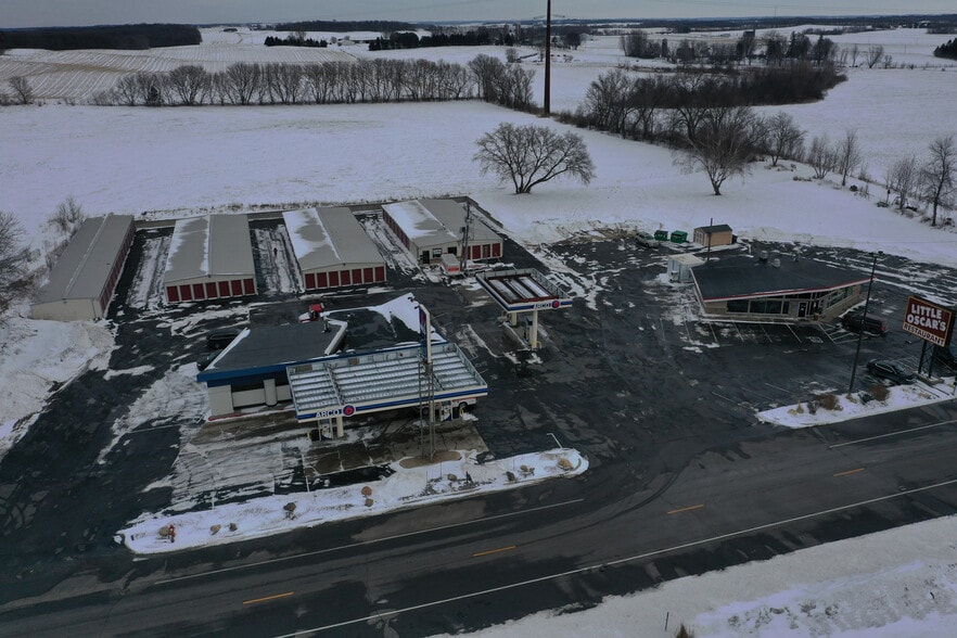 More Photos Of 23450 Emery Ave, Hampton Convenience Store For Sale