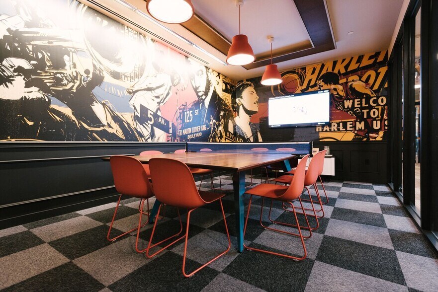 More Photos Of 8 W 126th St, New York Coworking Space