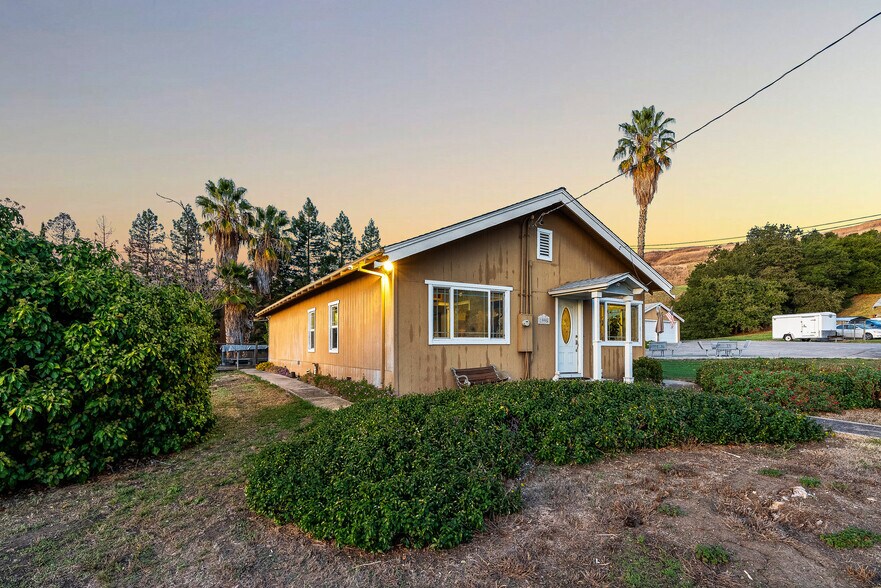 More Photos Of 1995 Old Calaveras Rd, Milpitas Land For Sale