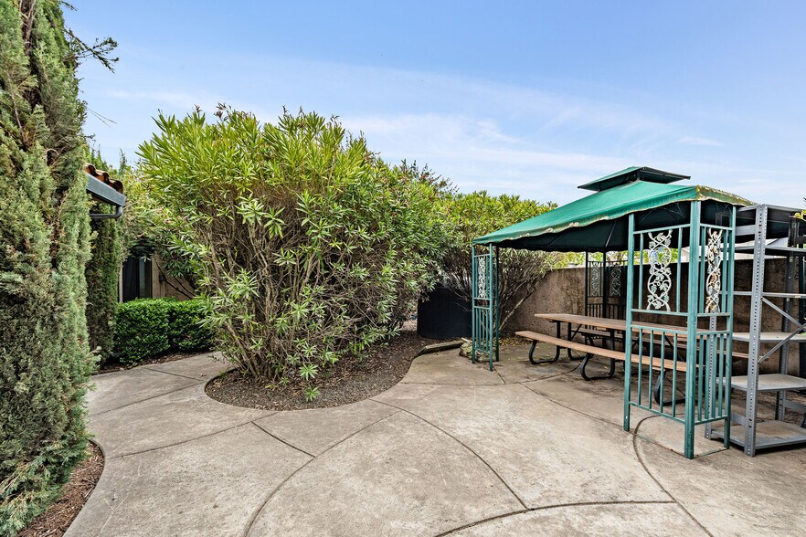 More Photos Of 1247 Broadway, Sonoma Office Residential For Lease