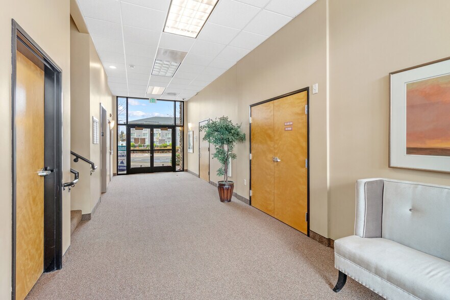 More Photos Of 23424 NE Halsey St, Wood Village Storefront Retail Office For Sale