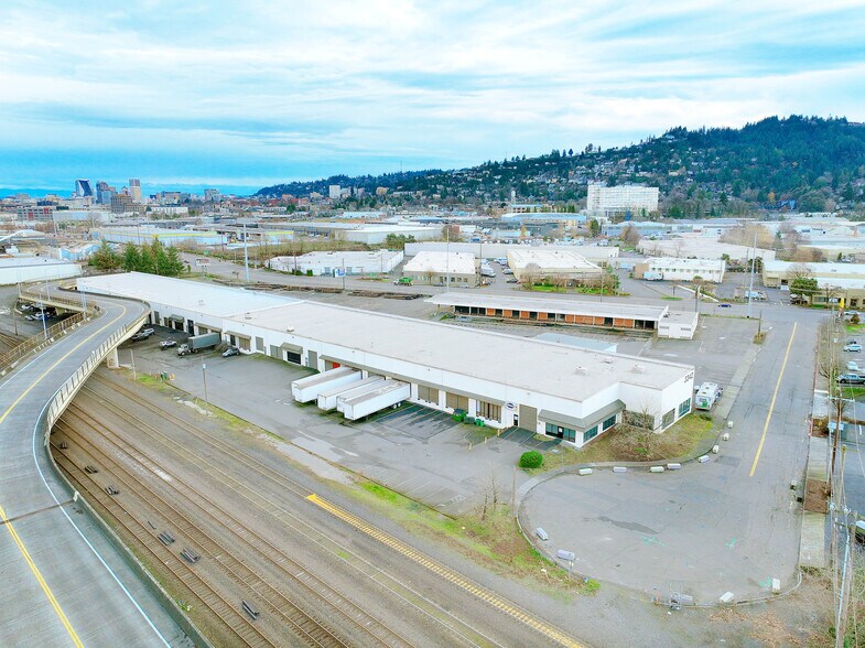 Primary Photo Of 3342 NW 26th Ave, Portland Warehouse For Lease