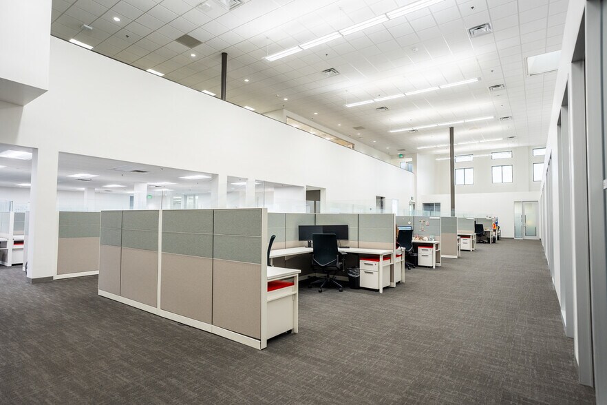 More Photos Of 6221 Riverside Dr, Irving Light Distribution For Lease
