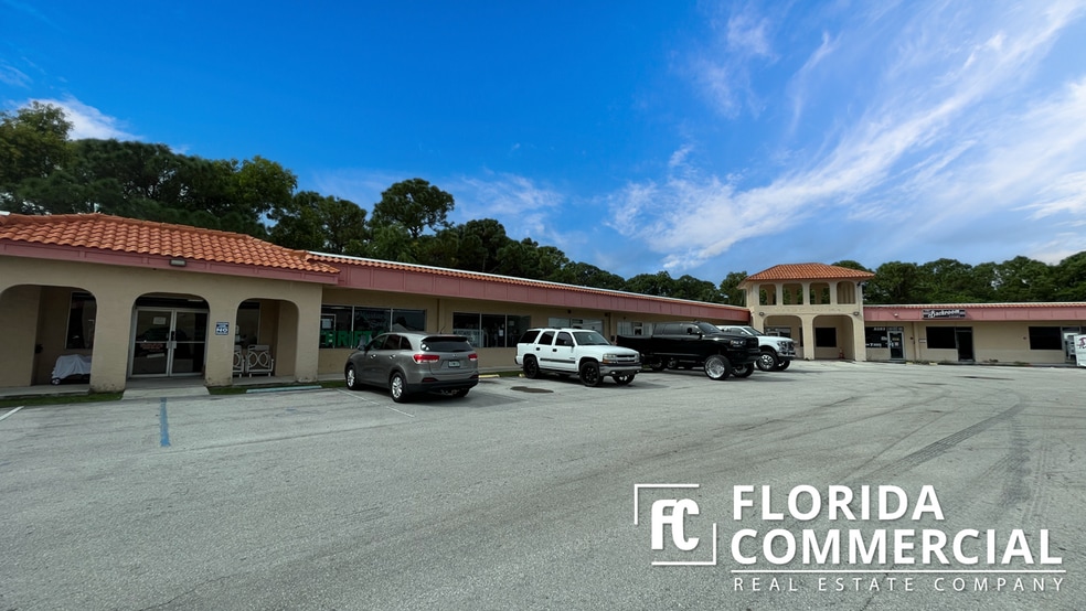 More Photos Of 8276-8297 S US Hwy 1, Port Saint Lucie Storefront For Lease