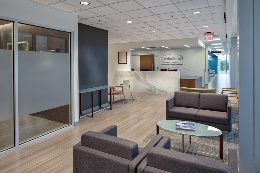 More Photos Of 1125 Raintree Cir, Allen Medical For Lease