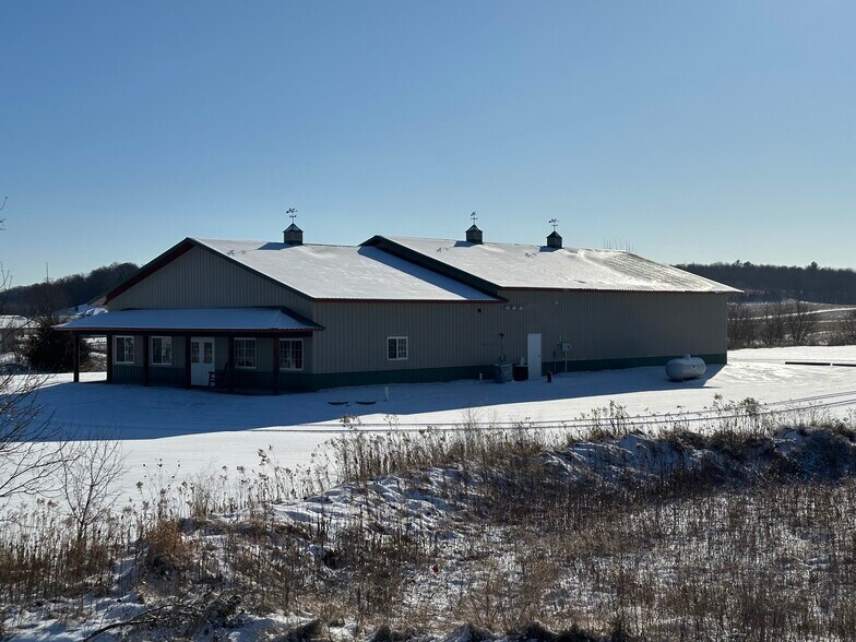 Primary Photo Of 7435 Kent Ave, Eau Claire Flex For Lease