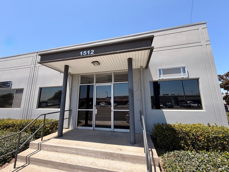 More Photos Of 1502-1520 S Grand Ave, Santa Ana Light Distribution For Lease