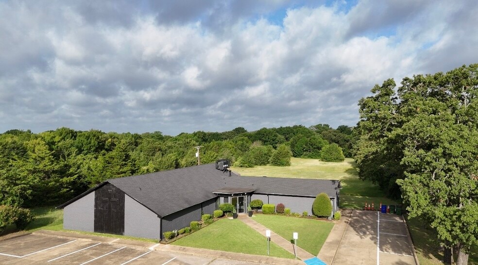 More Photos Of 4409 Pioneer Rd, Balch Springs Specialty For Sale