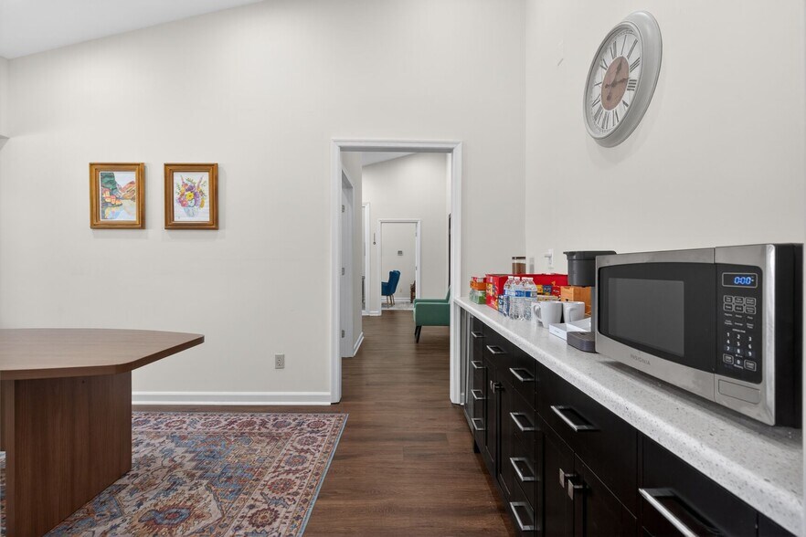 More Photos Of 1146 Walker Rd, Great Falls Medical For Sale