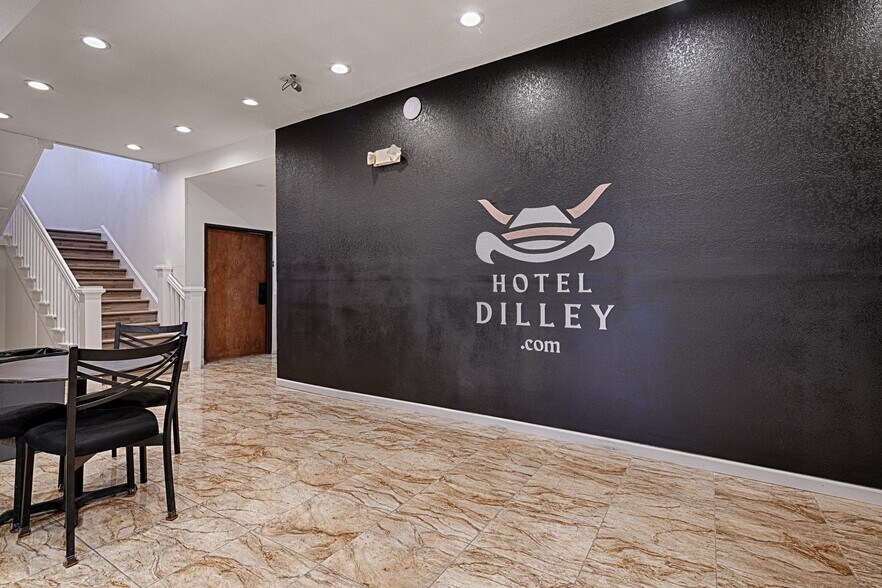 More Photos Of 110 S Main, Dilley Hotel For Sale